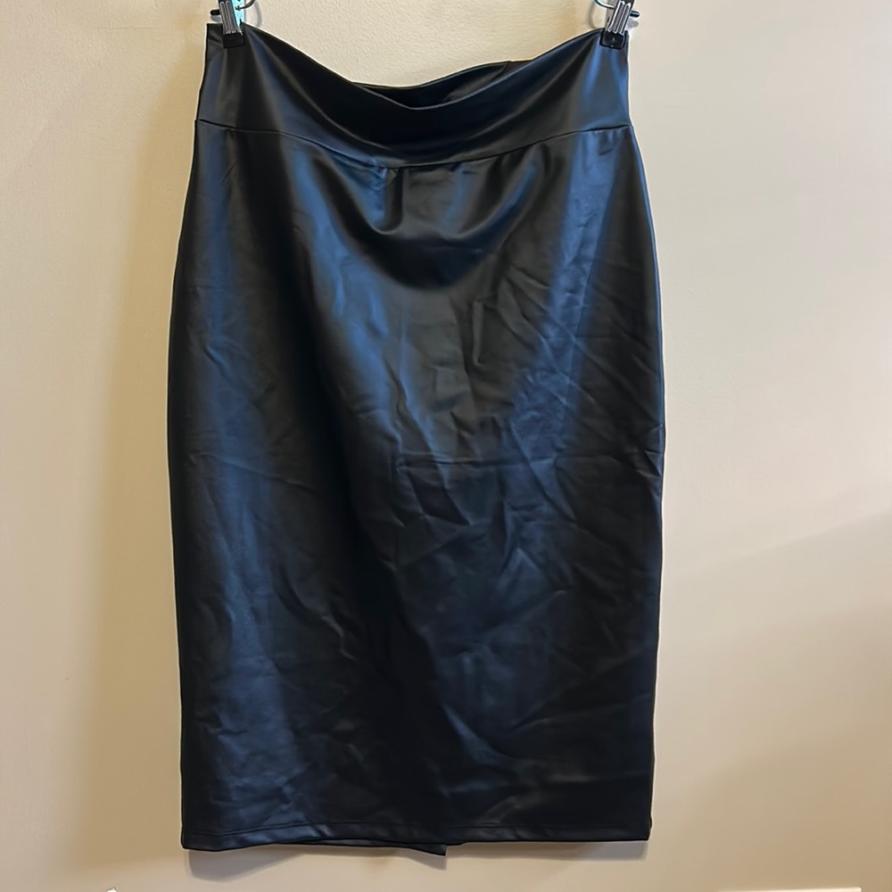 Faux Leather Matte Black Stretchy Pencil Skirt